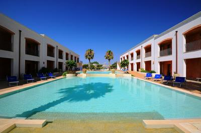 Delfino Beach Hotel