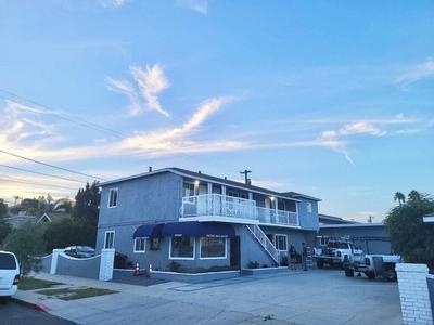 Pacific Inn & Suites