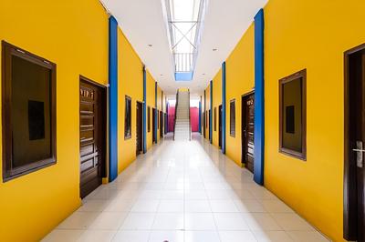 RedDoorz near UMSU Medan