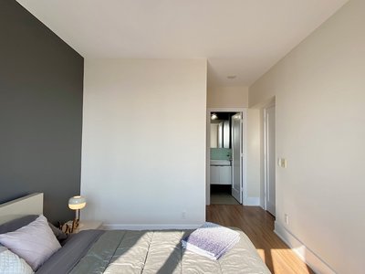 Chic Urban Gateway in Toronto