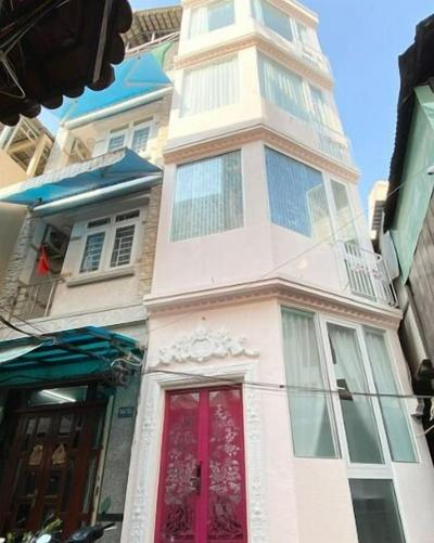 Cherry Blossom Boutique Hotel