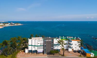 Pohang Pinewave Sea & Spa Pension