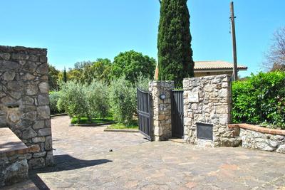 Villa Il Casolare Country House With Pool on Sperlonga's Hill