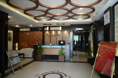 Hotel Ajuba Residency