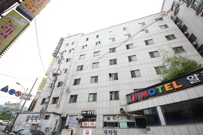 Alibaba Motel - New Building