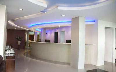 Emirates Hotel & Suítes