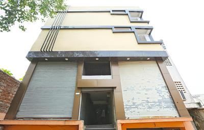 OYO 16472 Hotel Shree Balram International