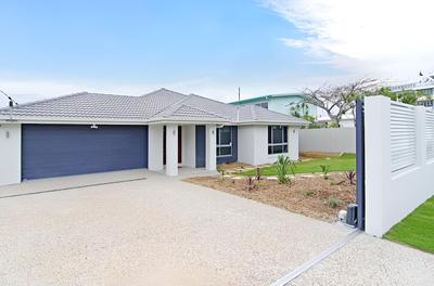 Sentosa at Tugun Beachfront Holiday Home