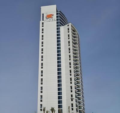 Marco Polo - Pastel Studio with Stunning Aerial City Views