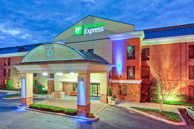 Holiday Inn Express & Suites Nashville - Brentwood I-65 by IHG