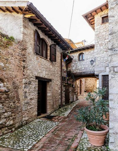 Apartment in Firenzuola Near Lake Arezzo