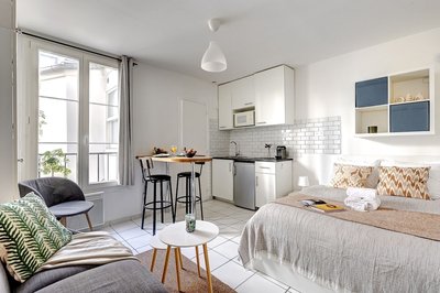 Cozy Studio by the Eiffel Tower - For 2