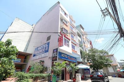 RedDoorz near Tran Nao Street