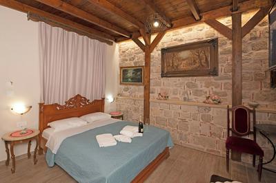 Arionos Rooms