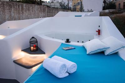 The Luna Cavern 3 with Hot Tub Ocean