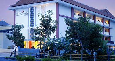 Amaris Hotel Sunset Road