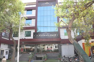 HOTEL S K CROWN PARK