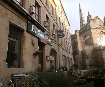 Hotel Le Saint Yves