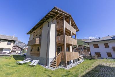 Besseghini Apartments