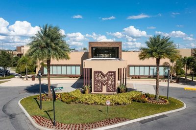 Modern Magic Village Home for 12 With Grill 3131