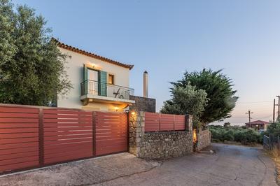 Lavender Garden Retreat - Secluded Seaside Getaway