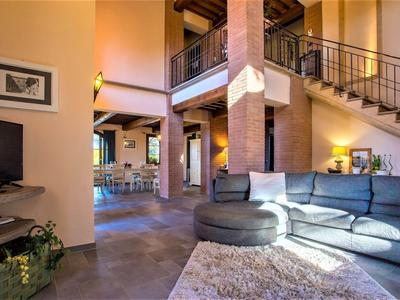 Pleasant Villa in Peccioli With Private Swimming Pool