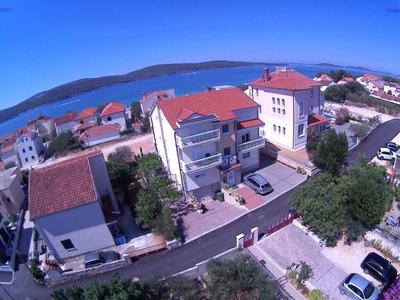 Maca - Seaview & Private Parking - A6