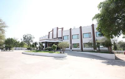 OYO 12767 Hotel Grand Chinar