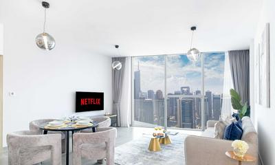 LUX  The Dubai Marina Skyline Suite