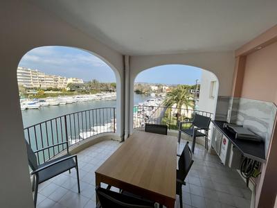 Studio moderne - Port de Mandelieu - Proche Mer -