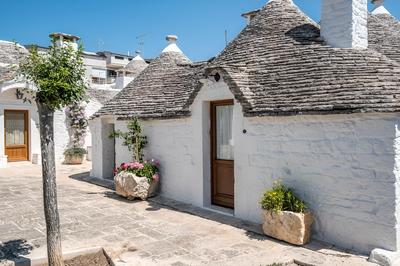 Trulli Holiday Albergo Diffuso
