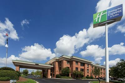 Holiday Inn Express & Suites Columbia-I-20 @ Clemson Rd by IHG