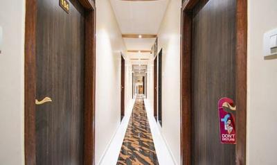 Fabexpress Rayyan Suites