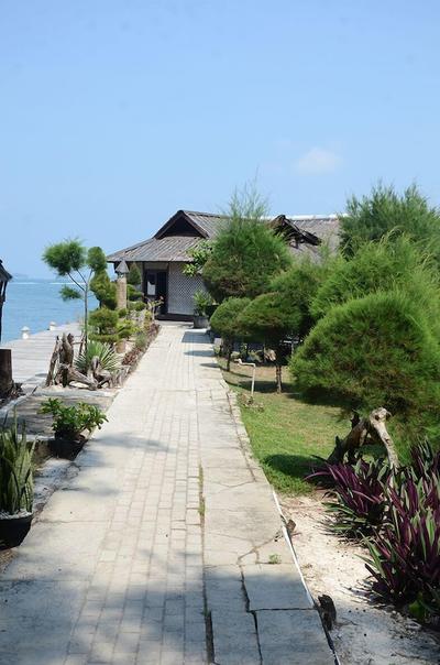 Pulau Pelangi Resort