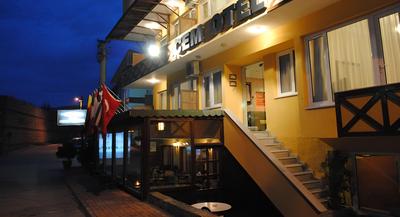 Cem Hotel