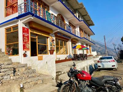 Goroomgo Mansarovar Inn Munsyari