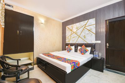 Fabhotel Grand Highway