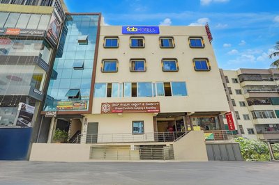Fabhotel Dream Comforts
