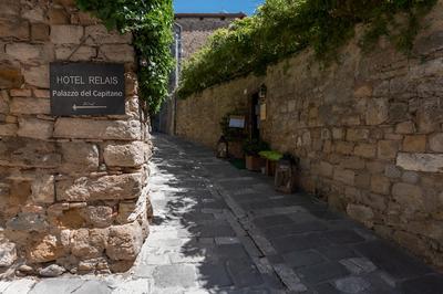 Borgo San Quirico d'Orcia B&B - Capitano Collection - Albergo diffuso