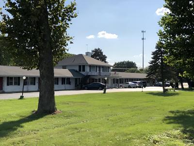 Du Wayne Motel