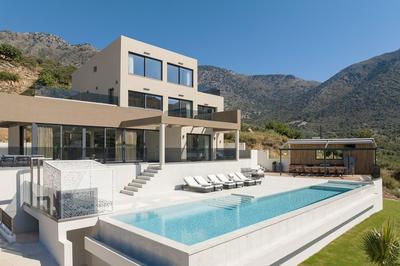 Luxurious Villa Dias With Tennis Court by Estia