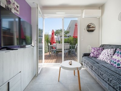 Cozy Villa Near Serignan Beach