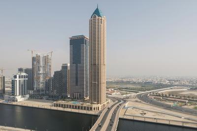 Modern 1BR in Business Bay
