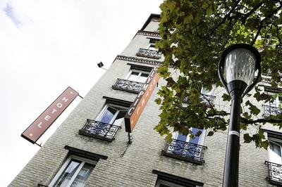 Hotel Olympic Paris Boulogne by Patrick Hayat