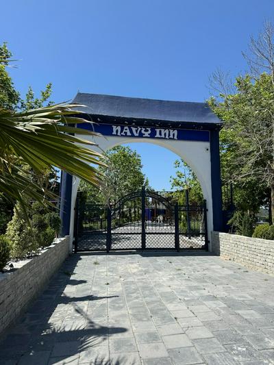 Navy Inn & Bungalows