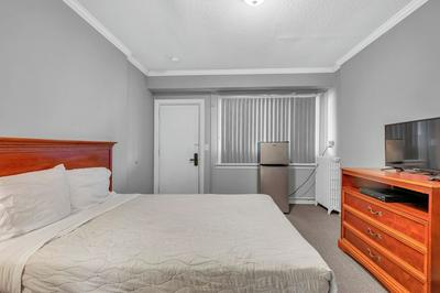 Cozy Room With Private Bath in Brownstown