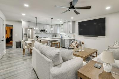 5 Mi to Cambridge Square: Ooltewah Getaway!