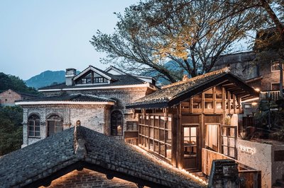 Futon Designer Hotel (Liberation Monument&Nanbin Road Store)