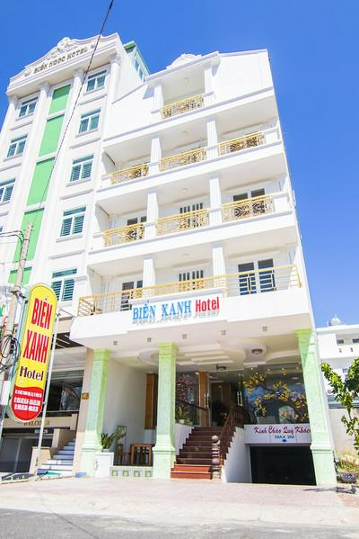 Bien Xanh Hotel