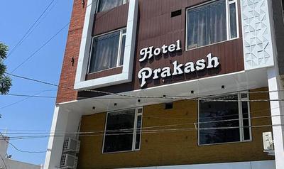 FabHotel Prakash